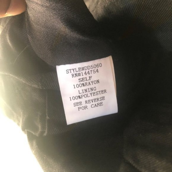 Davi & Dani Baroque Sleeve Accent Shift Dress - Picture 5 of 10